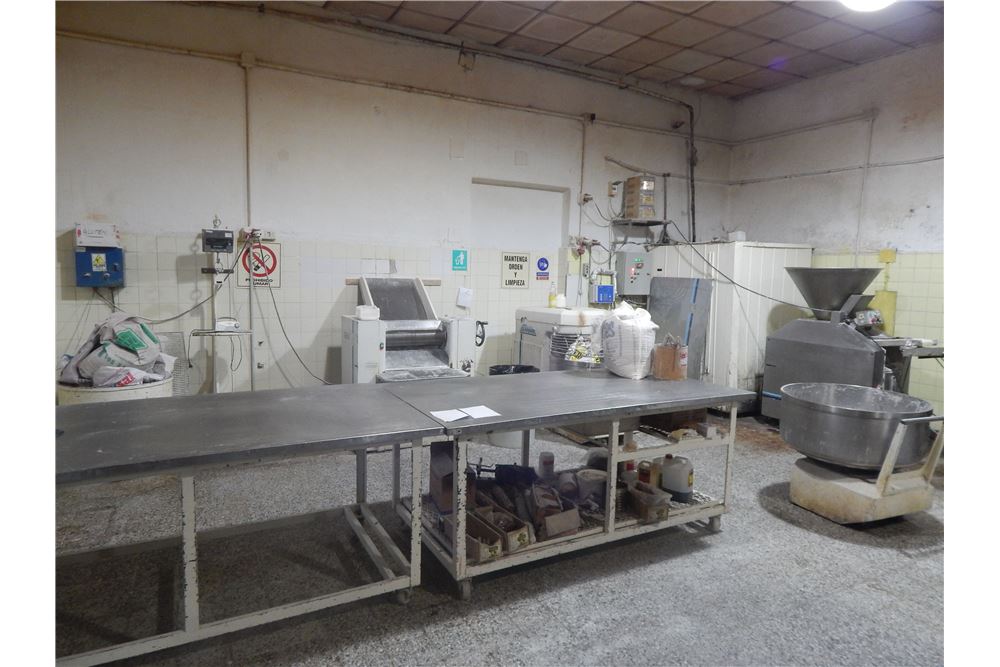 L 36cc08e44a66421d9bd66096514717aa