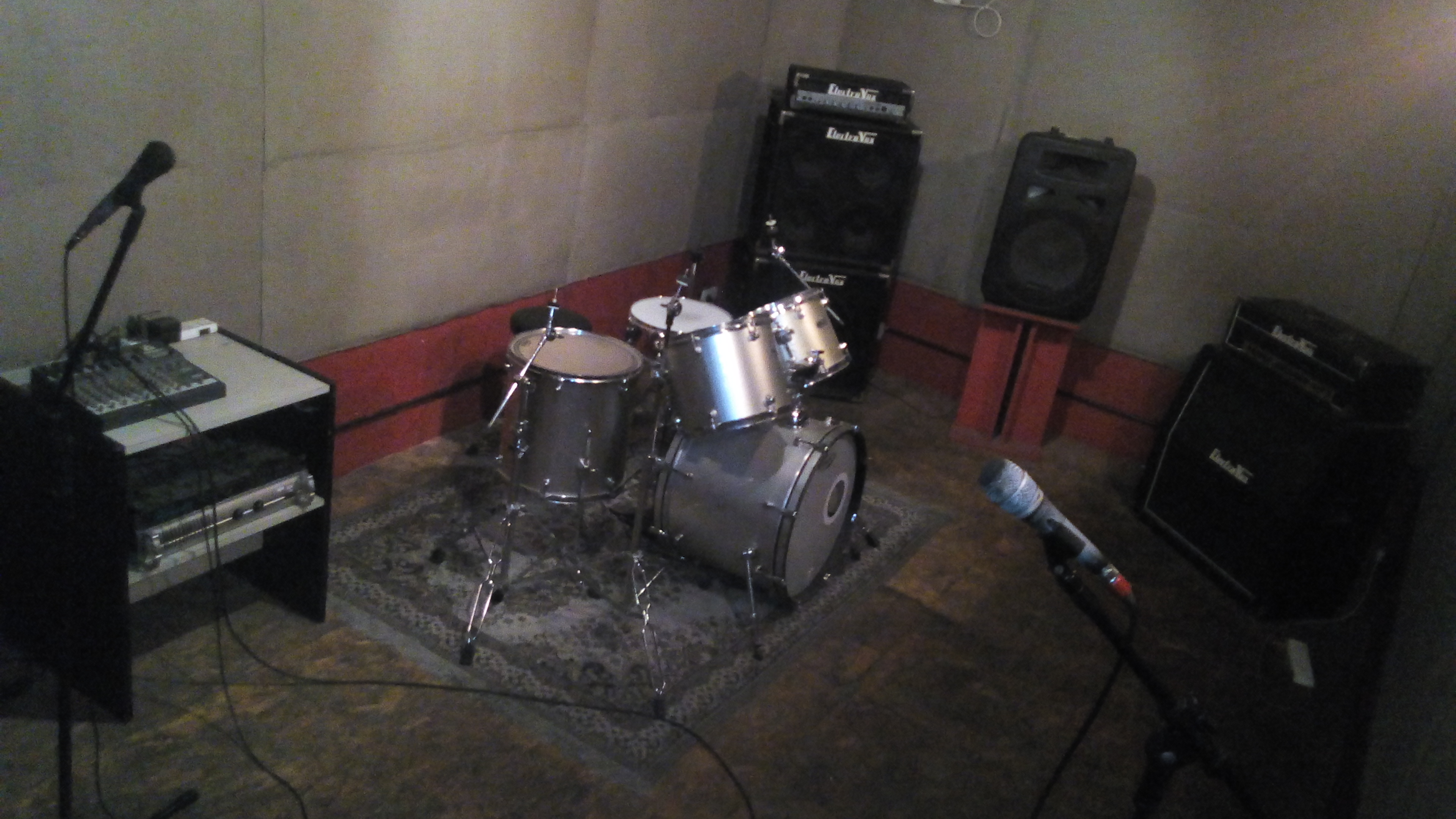 Ddf74d0b d81b 43db ba85 a08c67177726