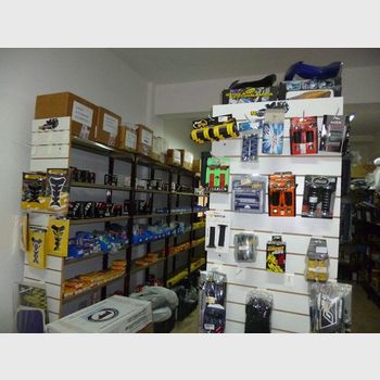 Fondo de Comercio de Repuestos y Accesorios en Córdoba en Negozona