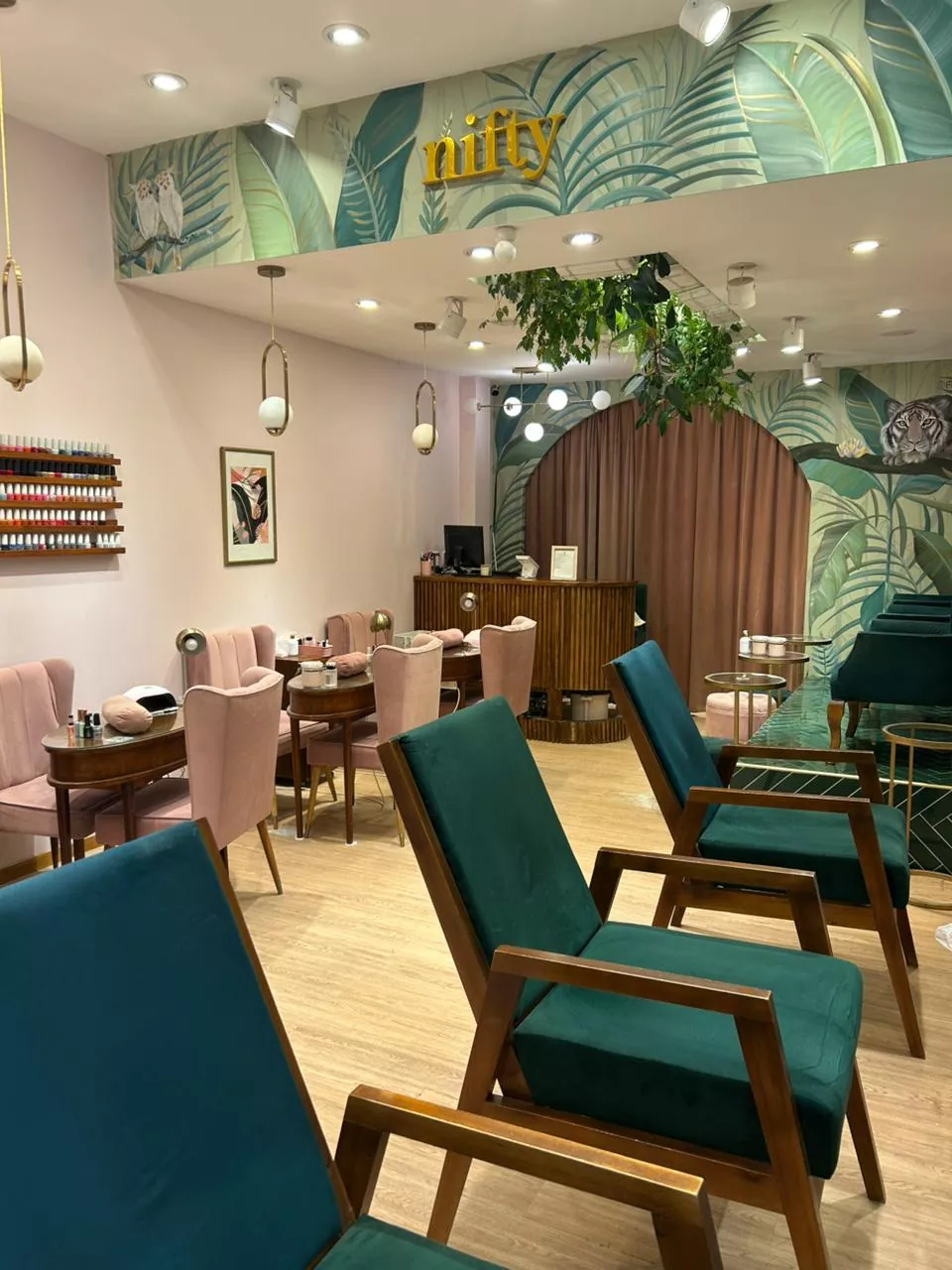 6c572dc7 f969 43df 9776 176ff0c261a3