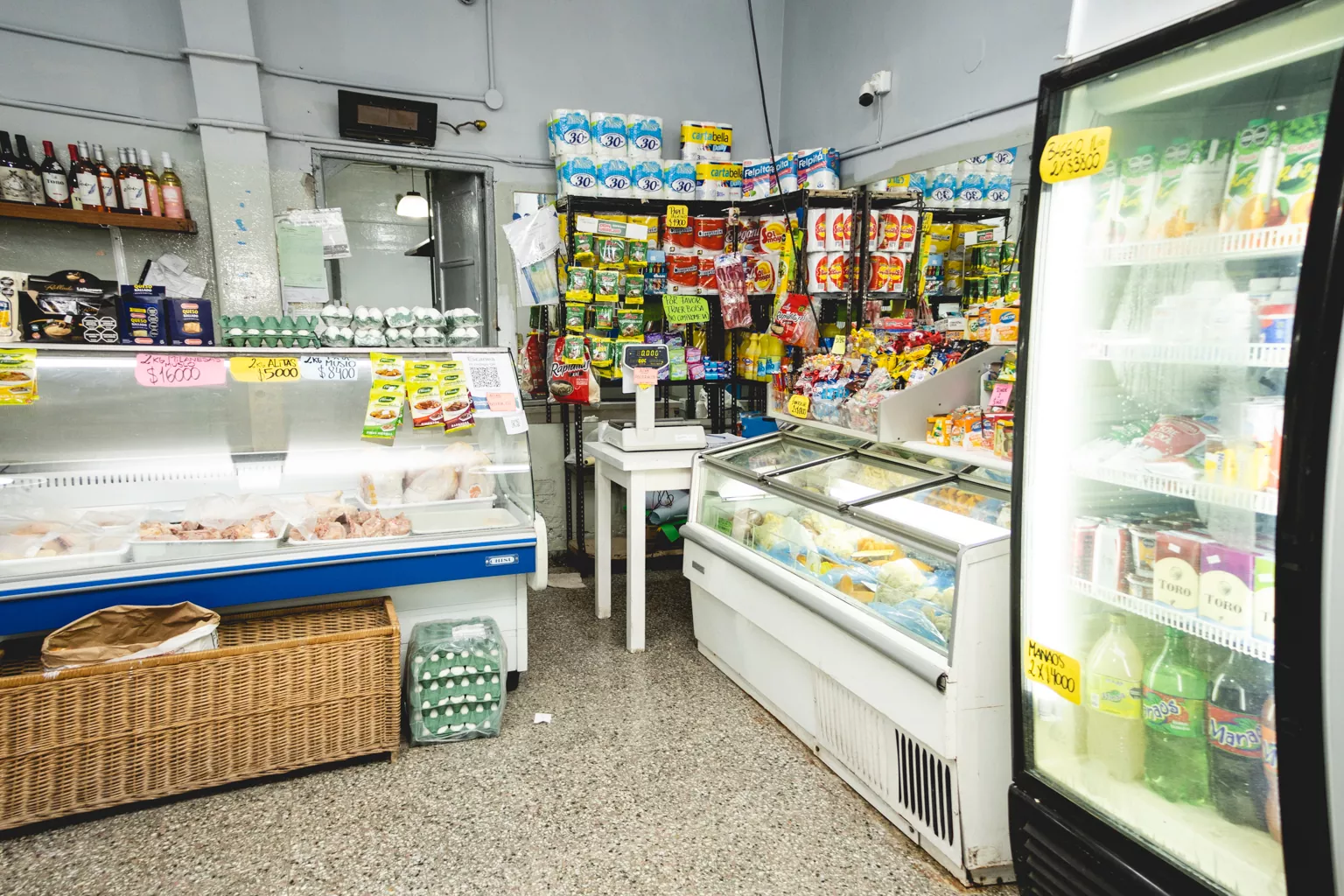 Pozo de fr o exhibidor y limpieza 