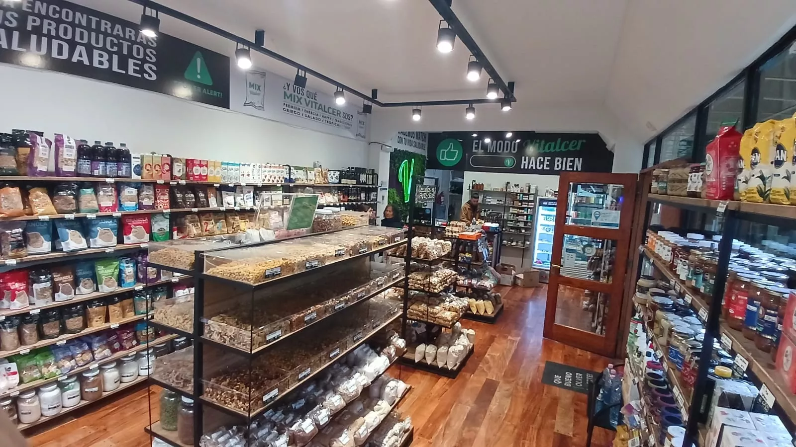 Abb5eeef eefd 4653 be5e 90b61eef7208