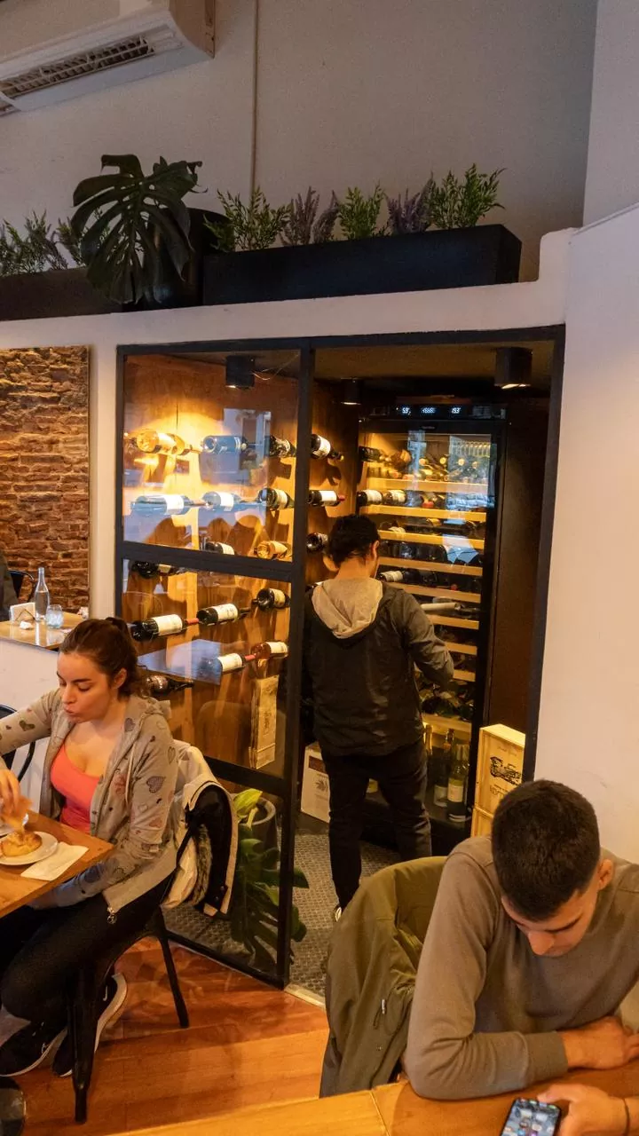 Dbd11d2b eb7d 40e8 b1d9 e0d1d9b03730