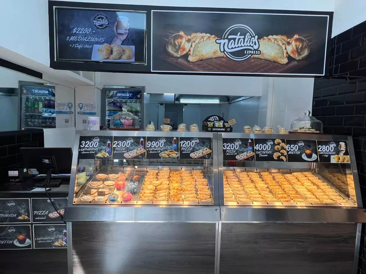 Show 5dc6d1e2 46be 474d 86bd 904e6891ac97