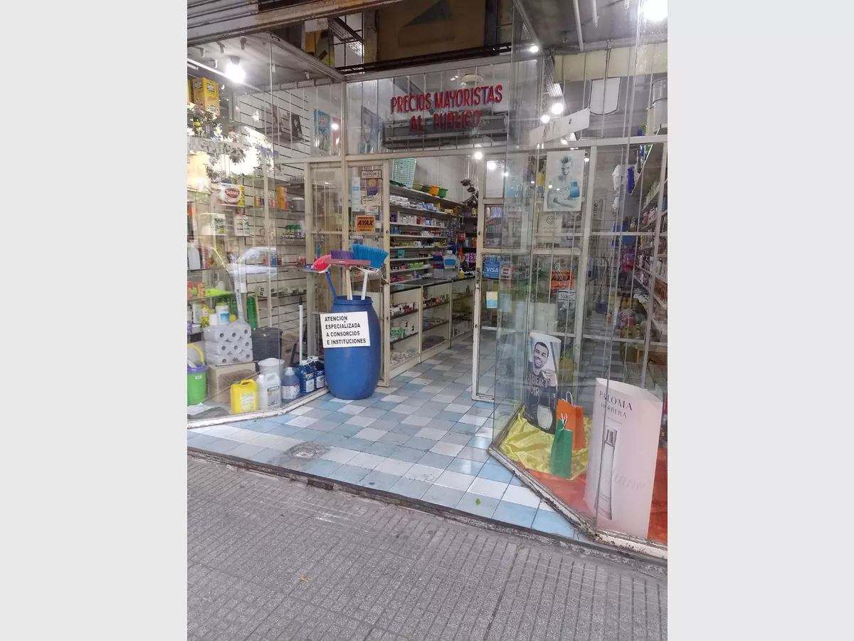 Show 17697219408104835030127996825074