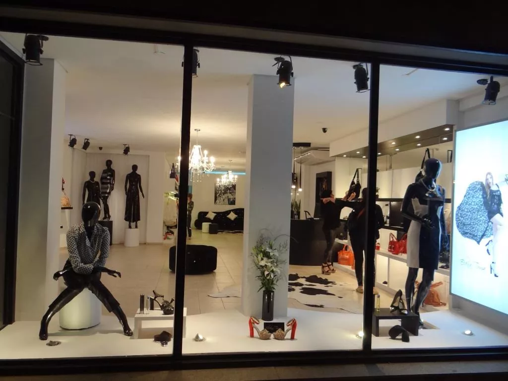 Showroom cipolletti 021